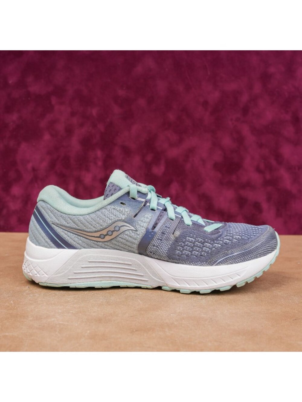 Saucony Women Everun ISO 2 Low Top Running Lace up Sneakers size 7.5 - Picture 9 of 9